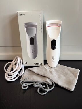 Fancii Tasha Rechargeable Heated Eyelash Curler | Like New